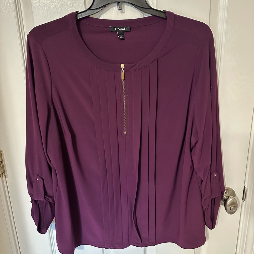 Roz Ali Womens Blouse 2X Purple Zipper Detail Flowy Feminine Roll Sleeve